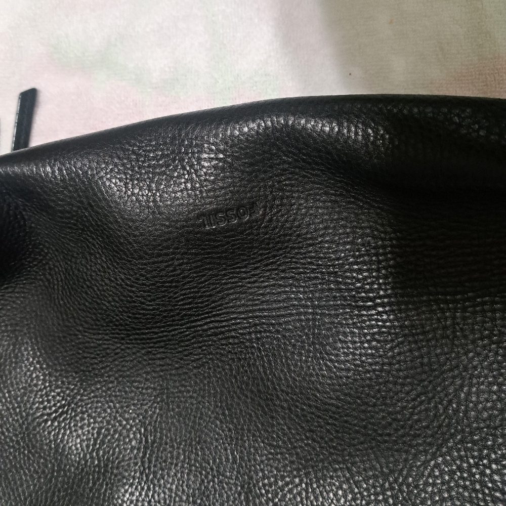 Fossil Purse - Picture 3 of 5